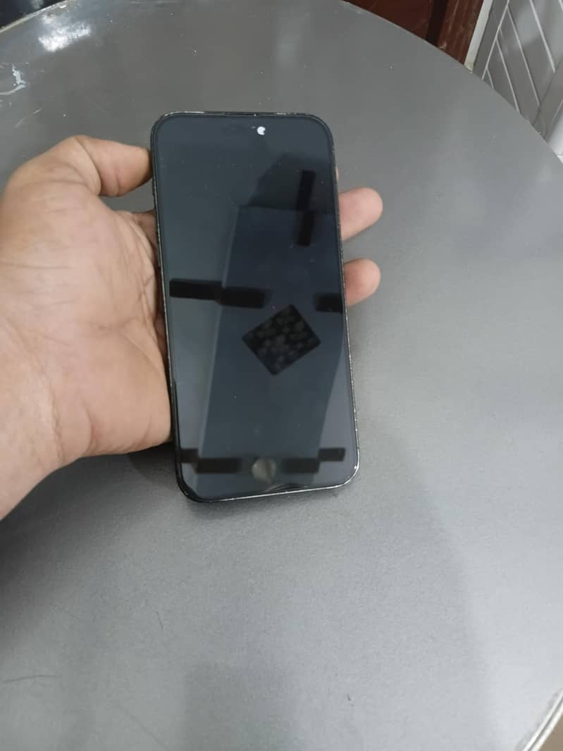 Apple iPhone 14 Pro JV 1