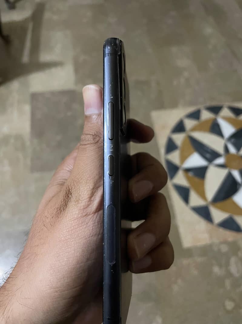 Samsung Mobile S22 1