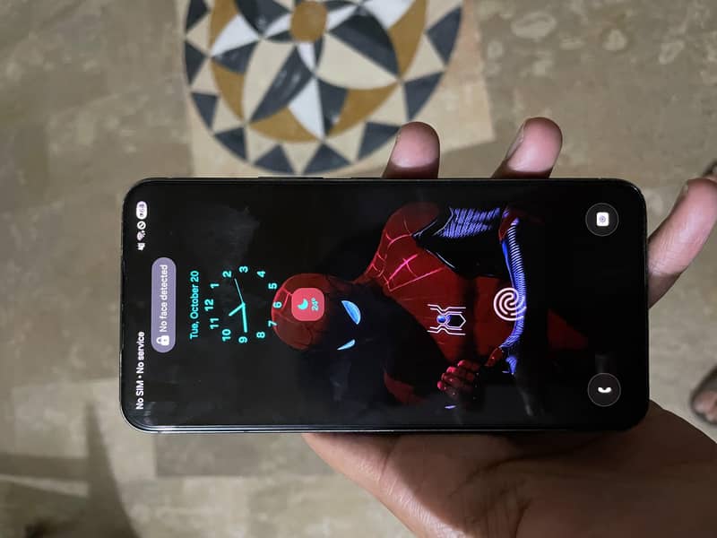 Samsung Mobile S22 3