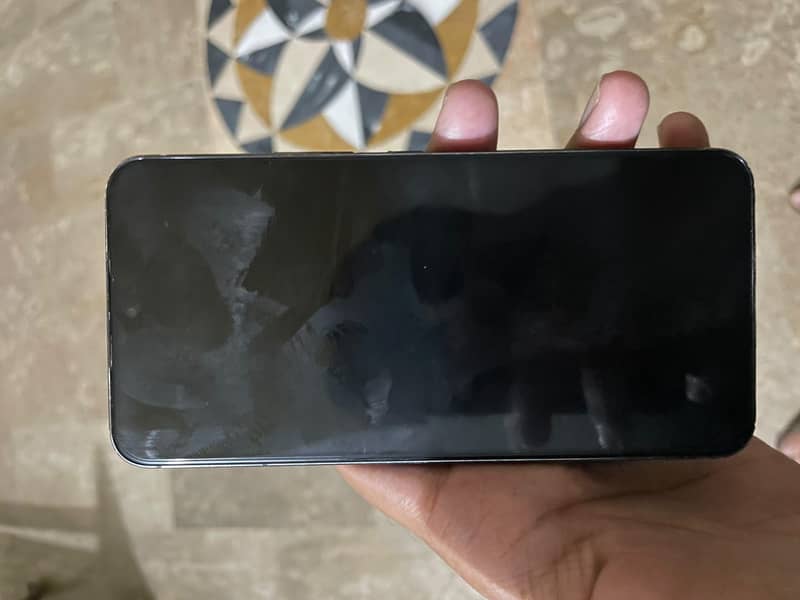 Samsung Mobile S22 4