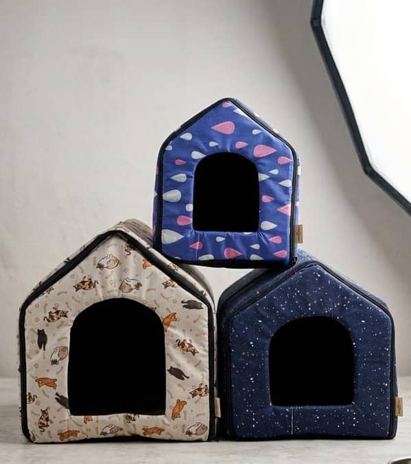Cat House Foldable Random Color (S-M-L-XL )