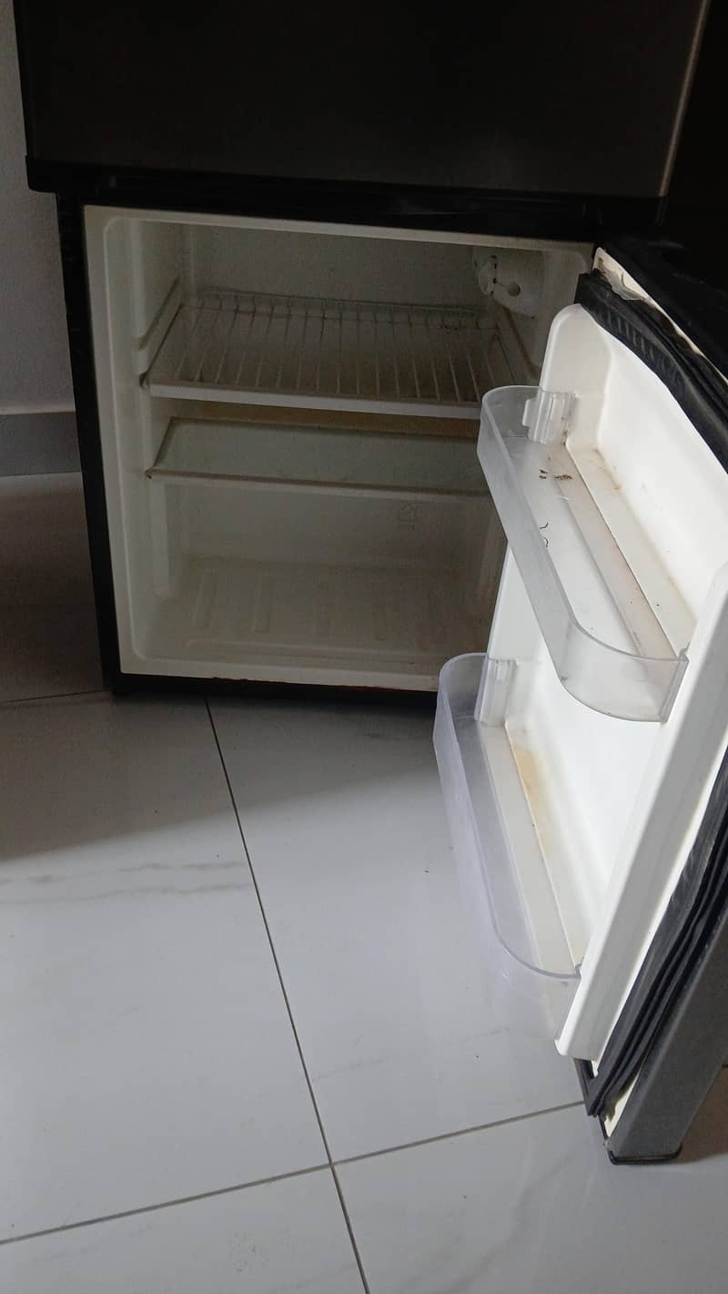 small refrigerator 2
