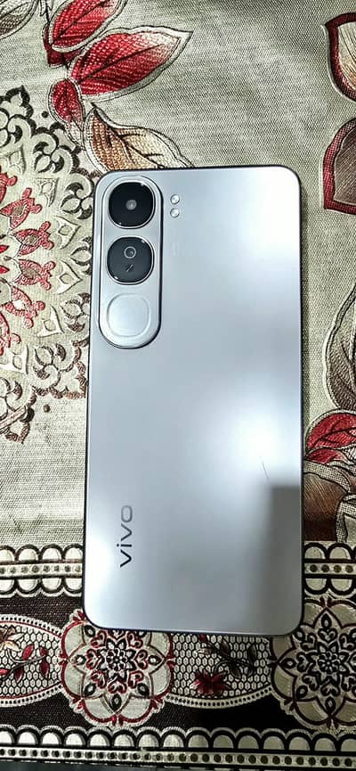 Vivo Y200