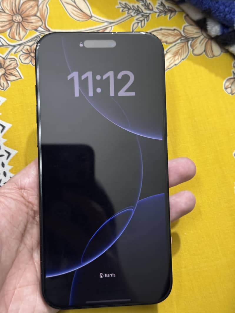 Apple iPhone 16 Pro Max 3
