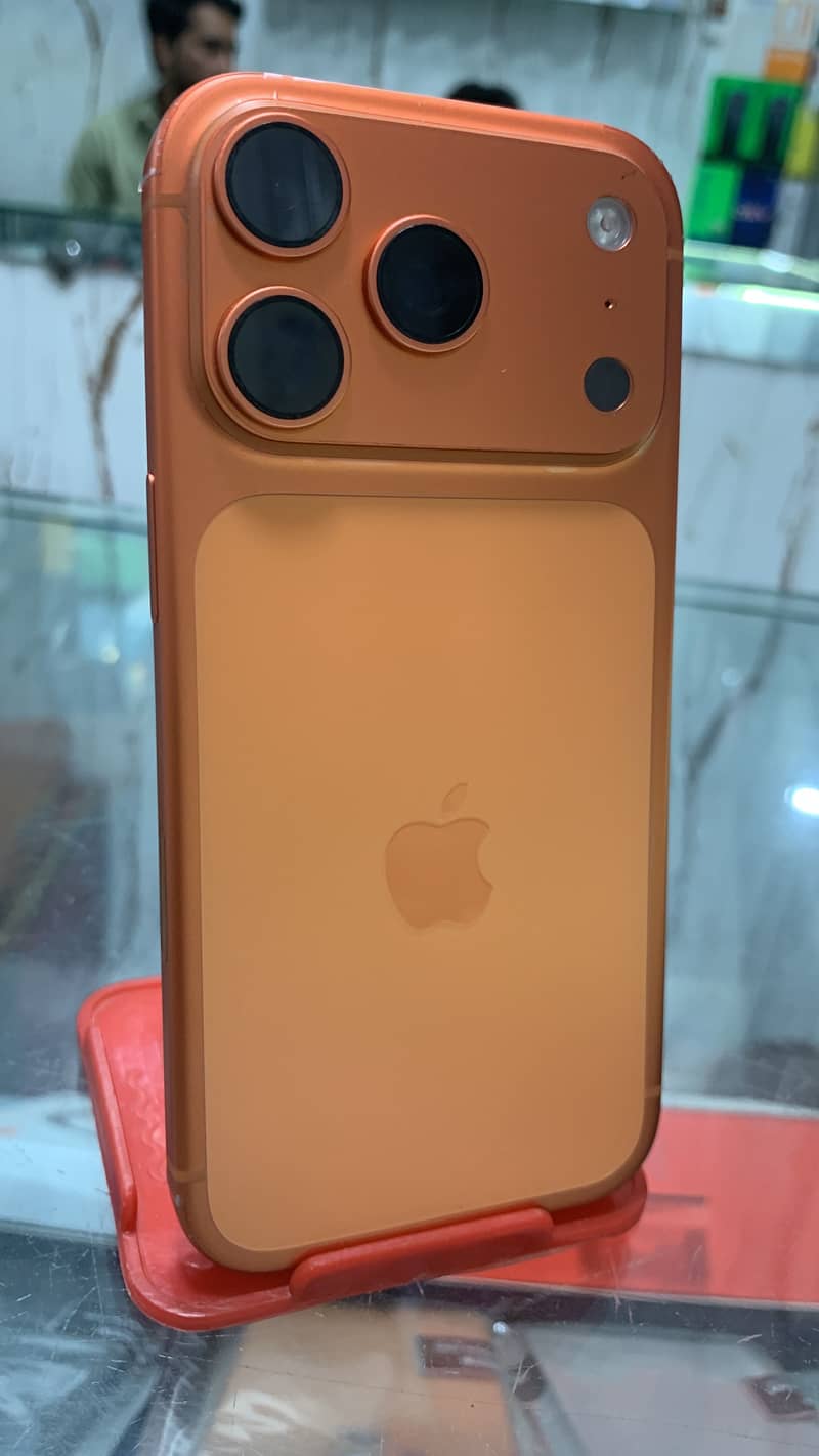 Apple iPhone 17 Pro 0