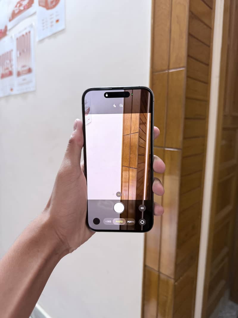 Apple iPhone 14 Pro Max 8