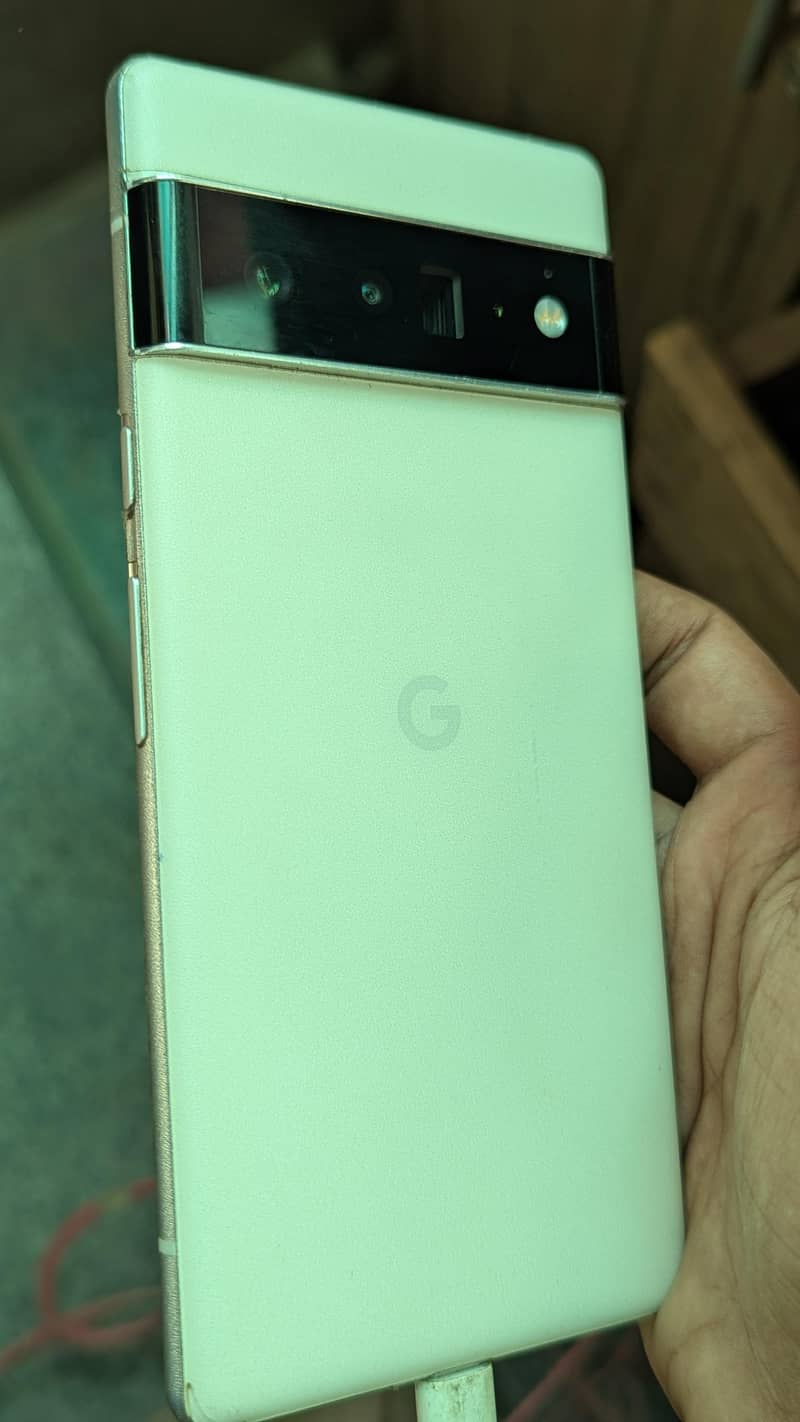 Google Pixel 6 Pro 2