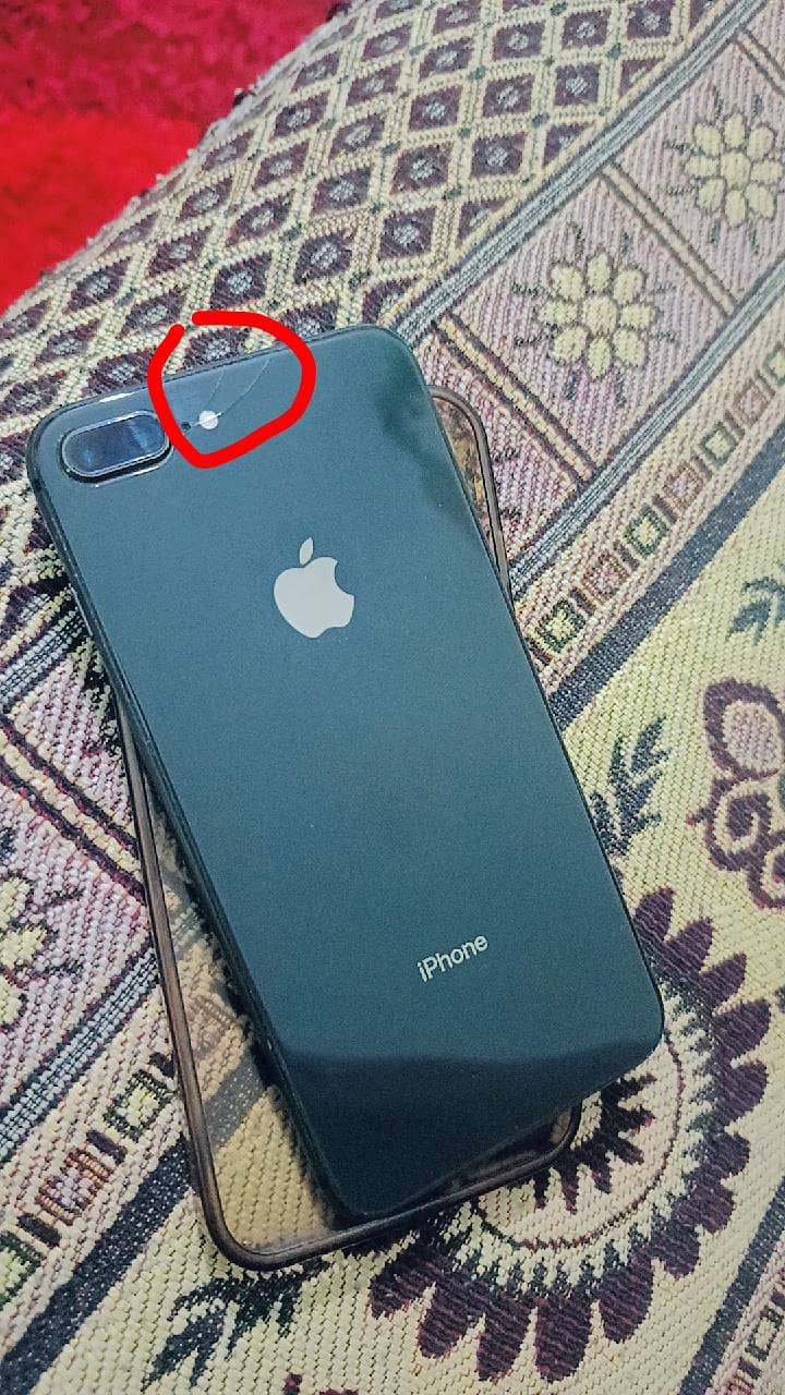 Apple iPhone 8 Plus 6