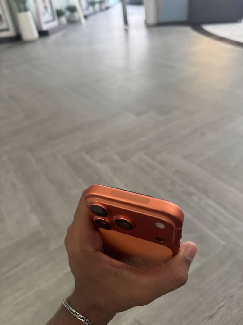 Apple iPhone 17 Pro 1
