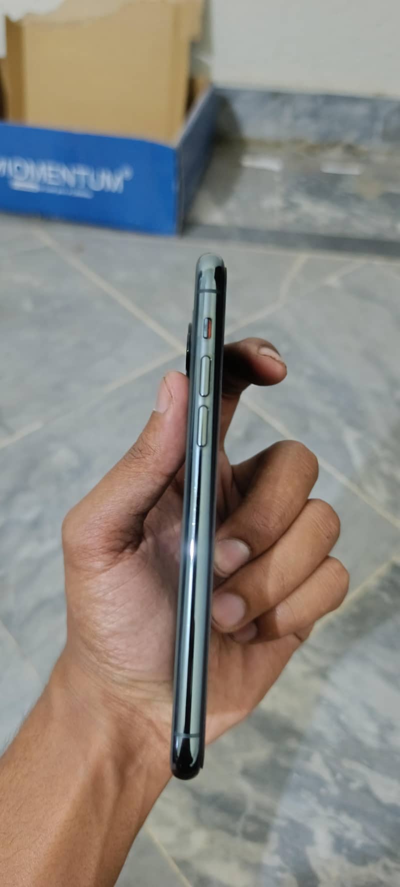 Apple iPhone 11 Pro 3