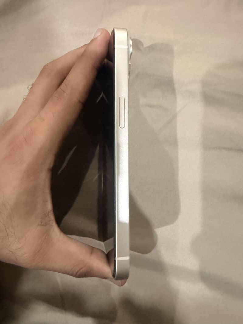Apple iPhone 14 5