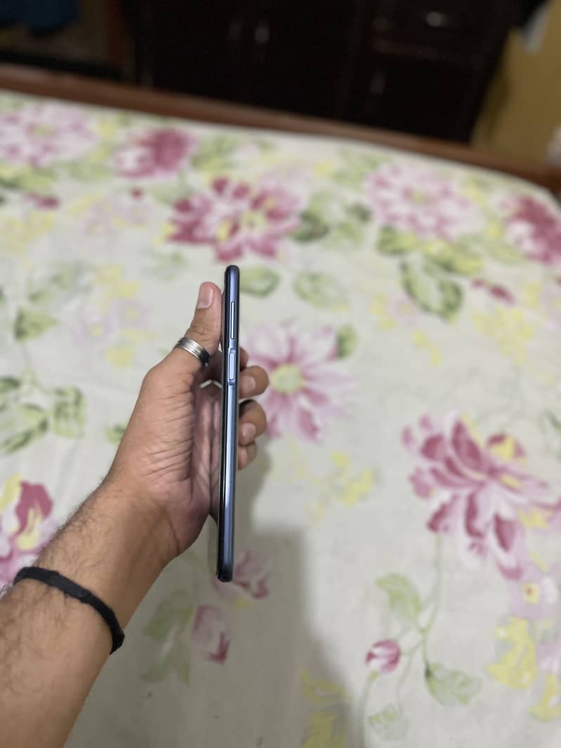Xiaomi Redmi Note 9 3
