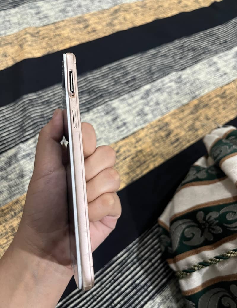 OPPO A57 3