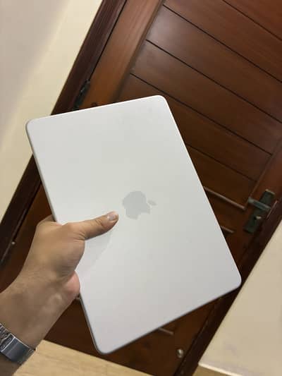 Macbook neo 512 with touch id