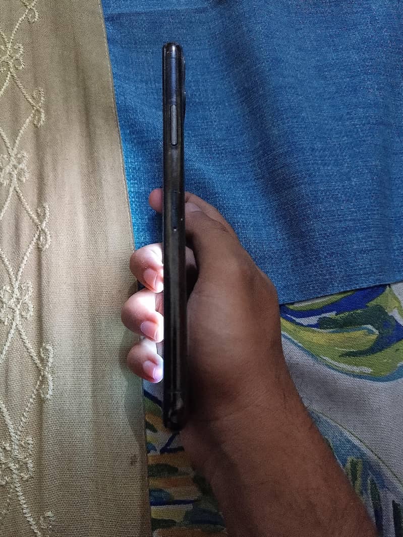 Apple iPhone 11 Pro 5