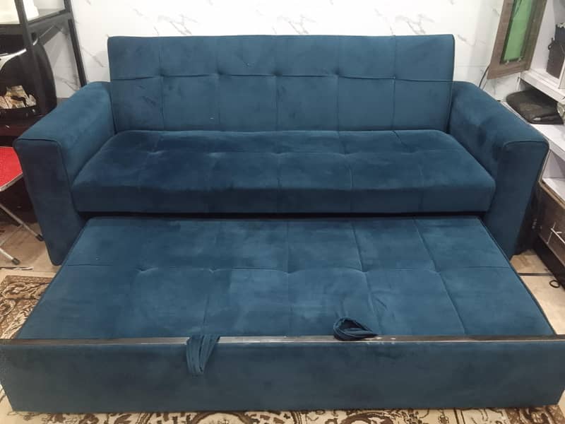 sofa combed 10/10 condition 1