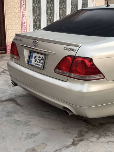 Toyota Crown 2004