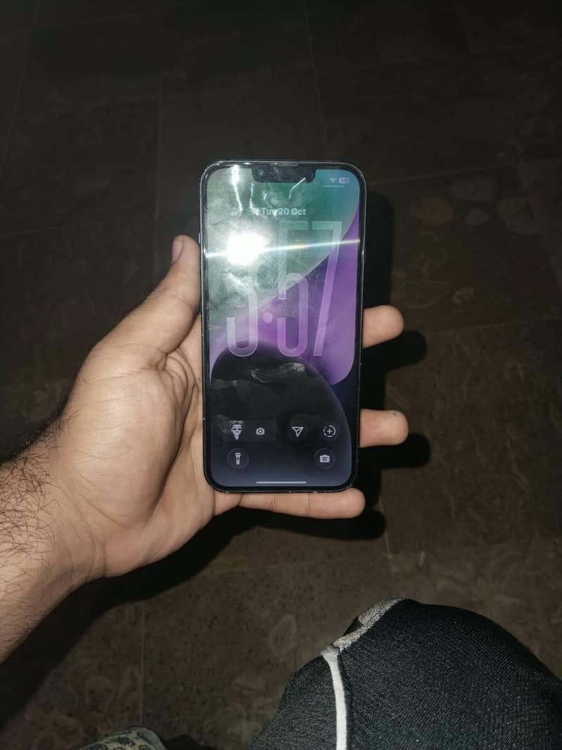 Apple iPhone 14 0