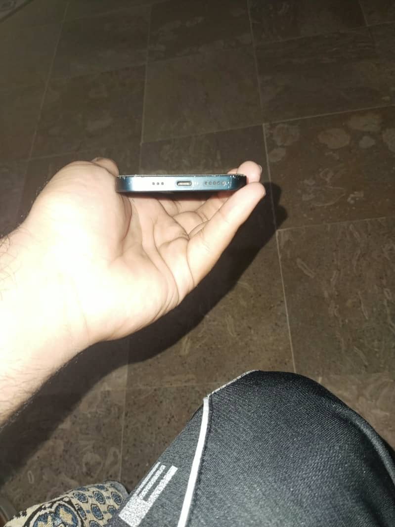 Apple iPhone 14 1