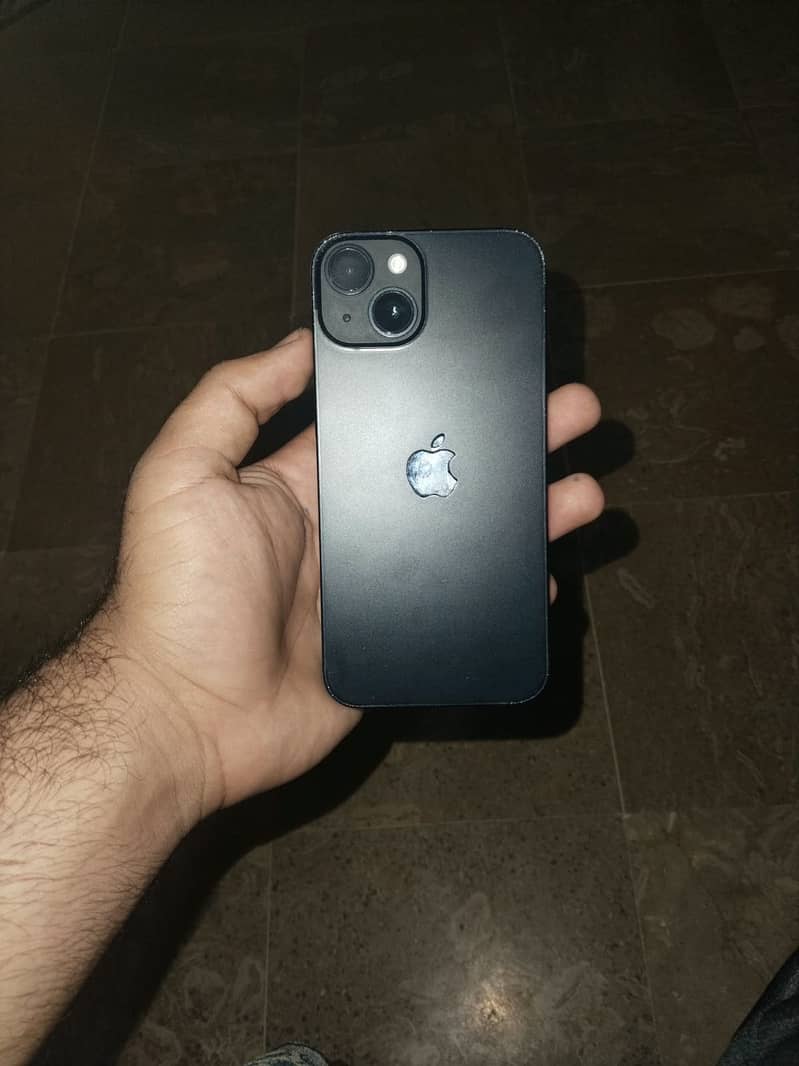Apple iPhone 14 3
