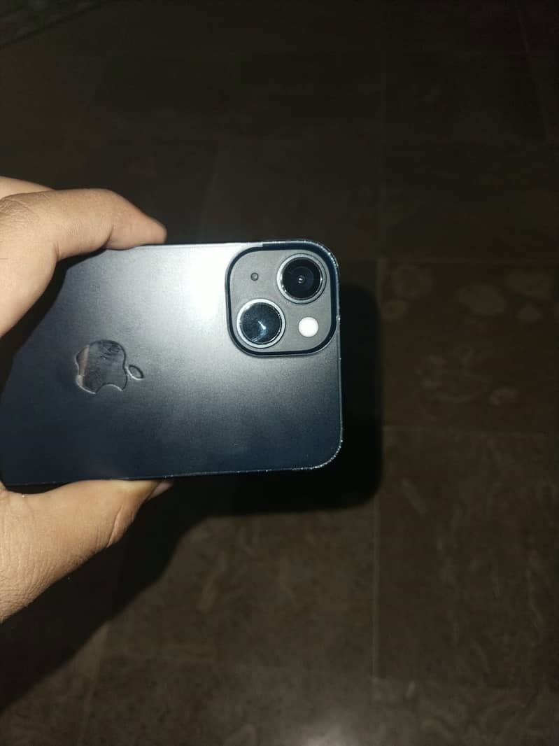 Apple iPhone 14 4