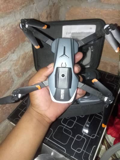 fly drone with cemra brand new condition