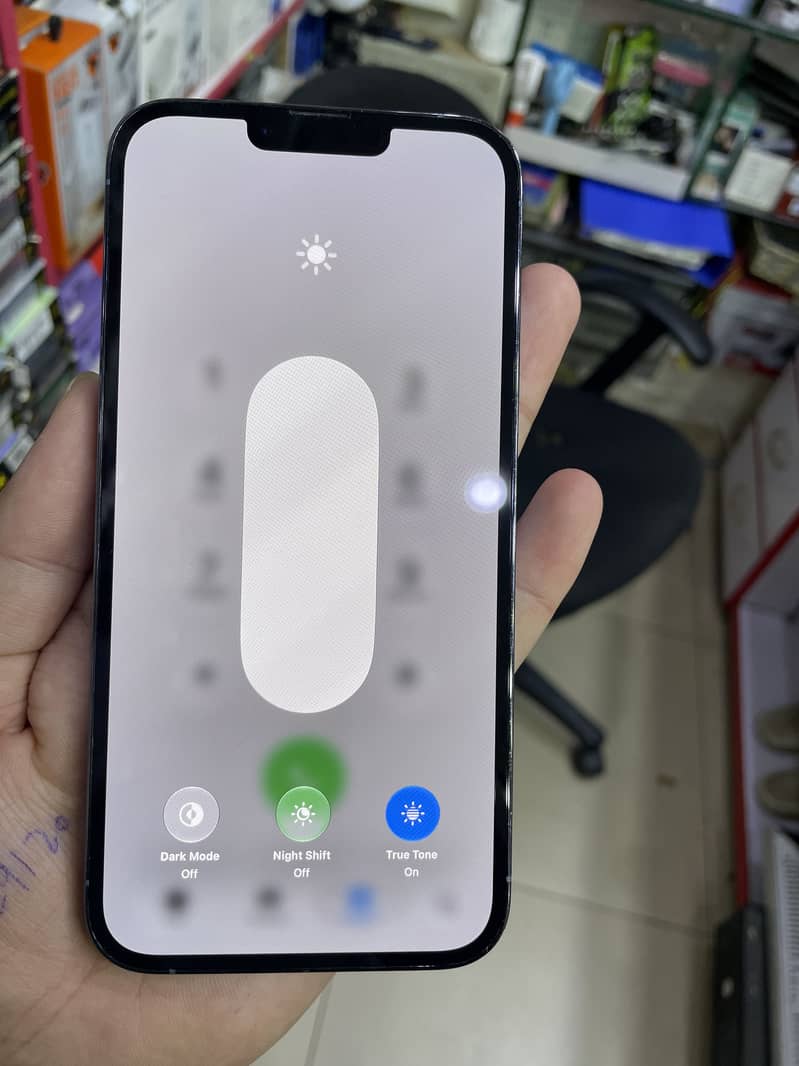 Apple iPhone 13 Pro Max 1