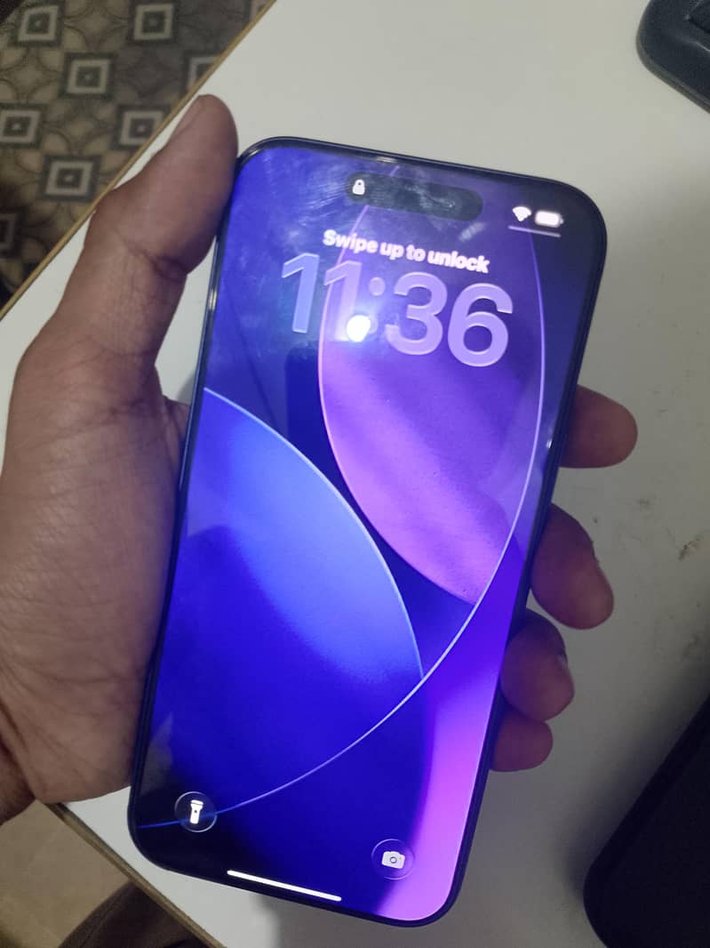 Apple iPhone 17 Pro Max 1