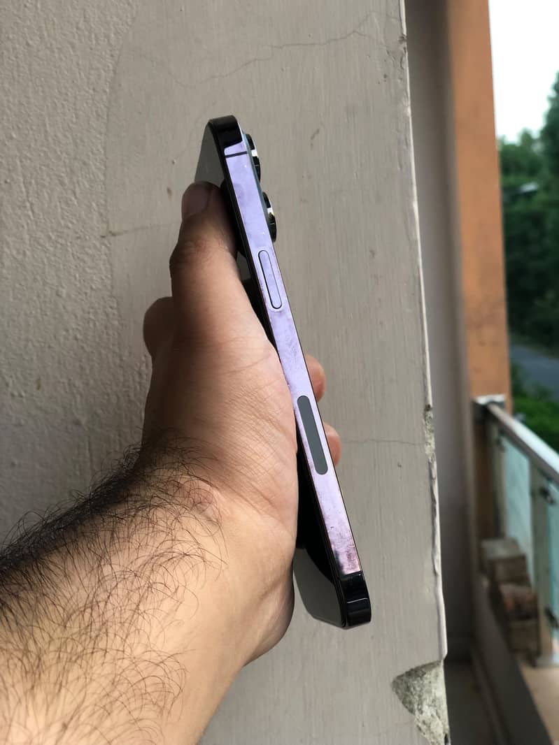 Apple iPhone 14 Pro Max 3