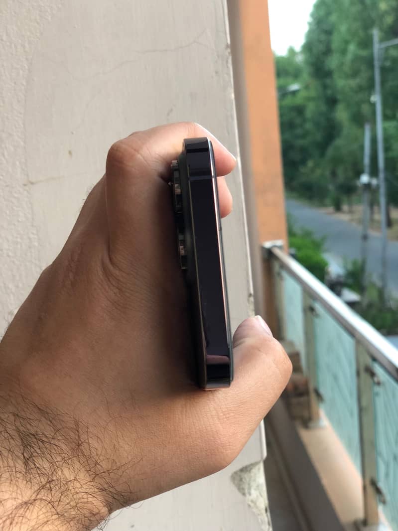 Apple iPhone 14 Pro Max 5