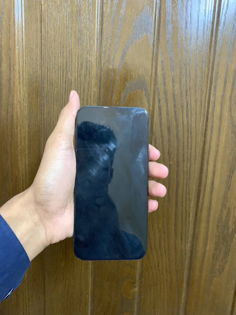 iPhone 15 Pro Max jv 3
