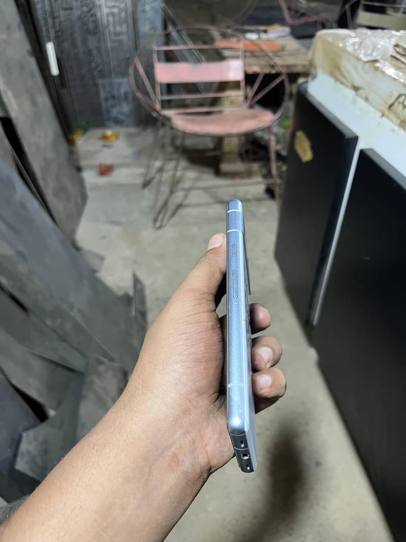 Google Pixel 7a 2