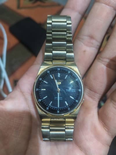 seiko 5automatic  17 jewels