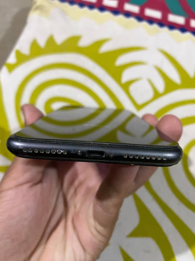 Apple iPhone 8 Plus 2