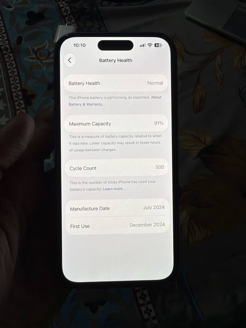 Apple iPhone 16 3