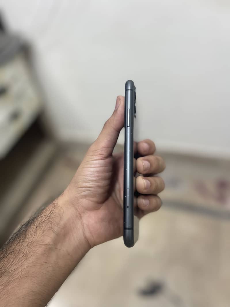 Apple iPhone 11 5
