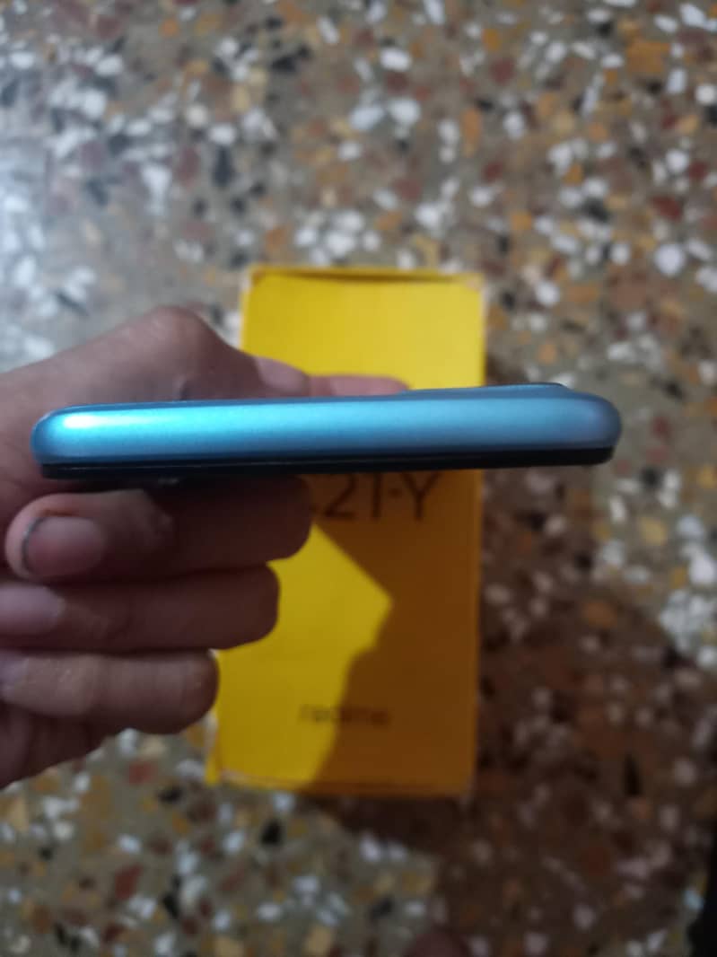 Realme C21Y 5