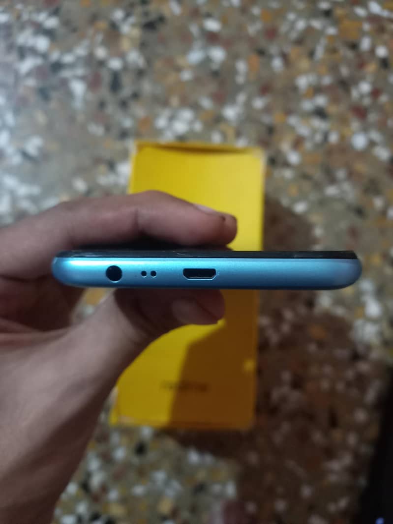 Realme C21Y 6