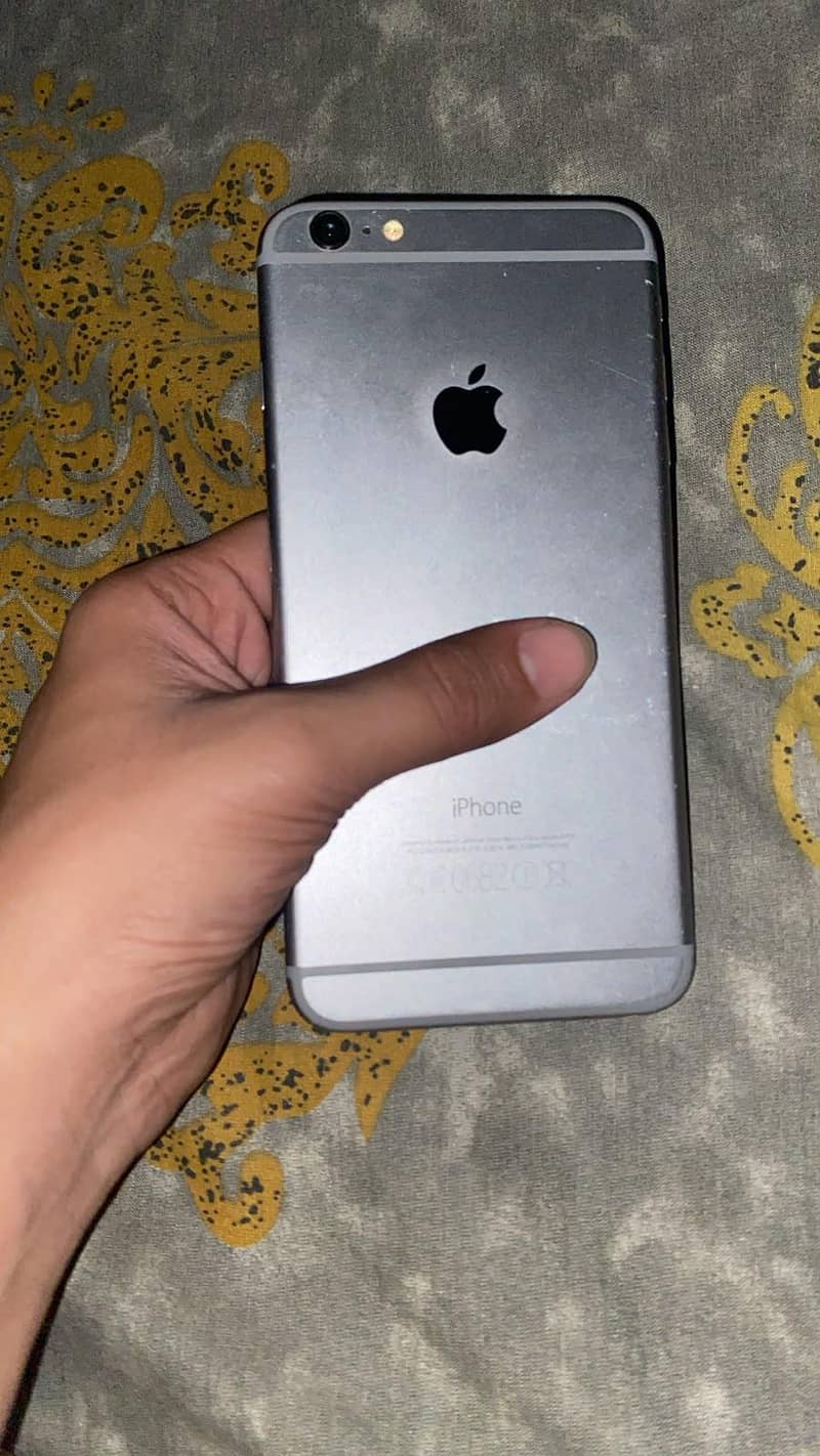 Apple iPhone 6 Plus 0