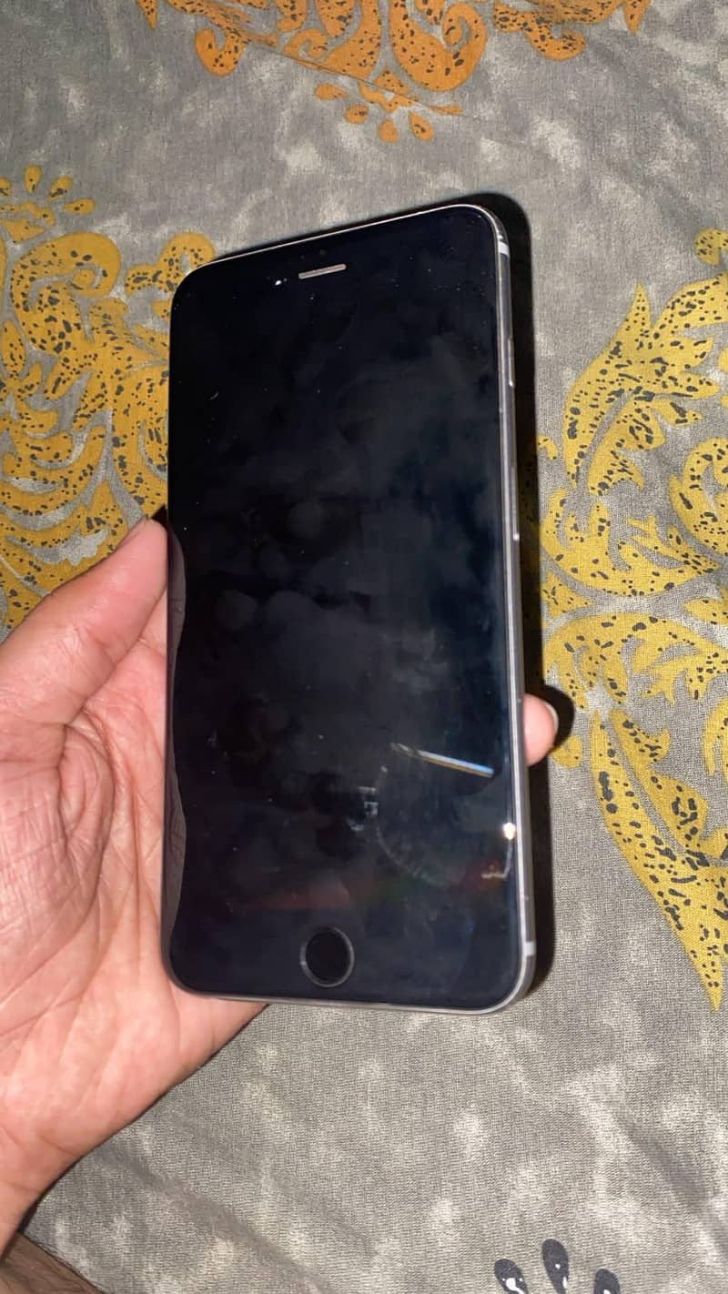 Apple iPhone 6 Plus 2