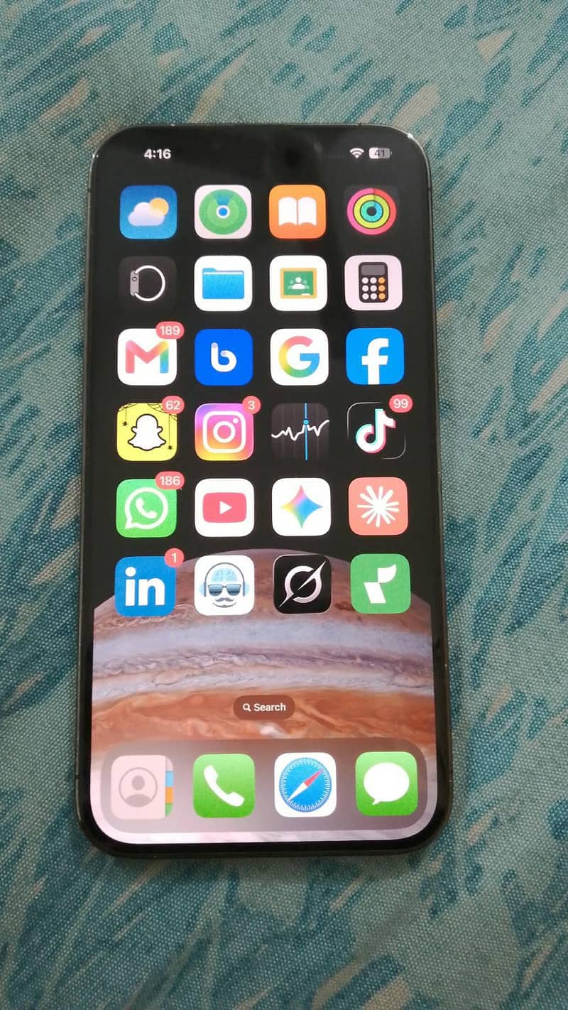Apple iPhone 13 Pro Max 4