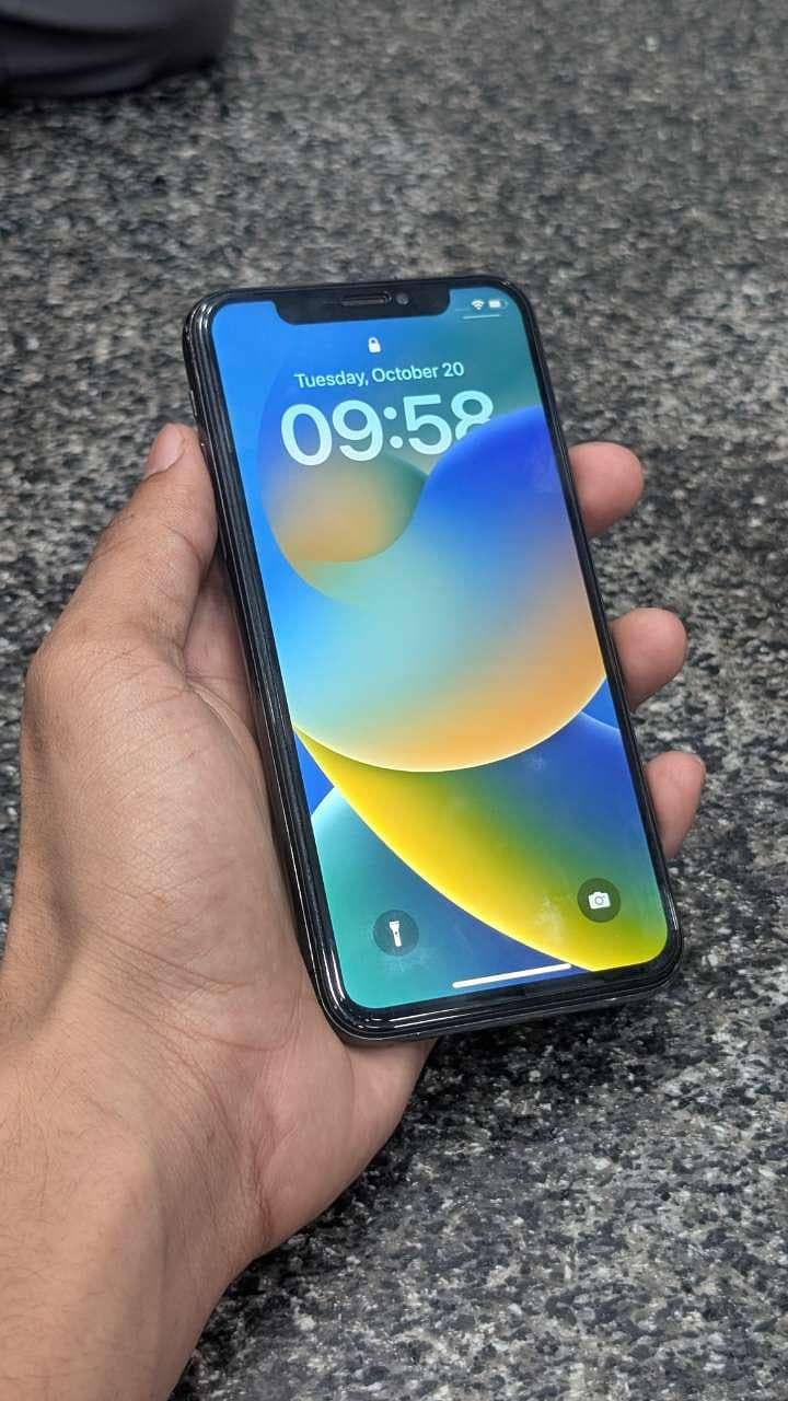 Apple iPhone X 2