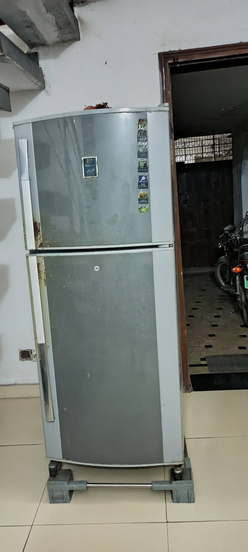 Dawlance refrigerator 0