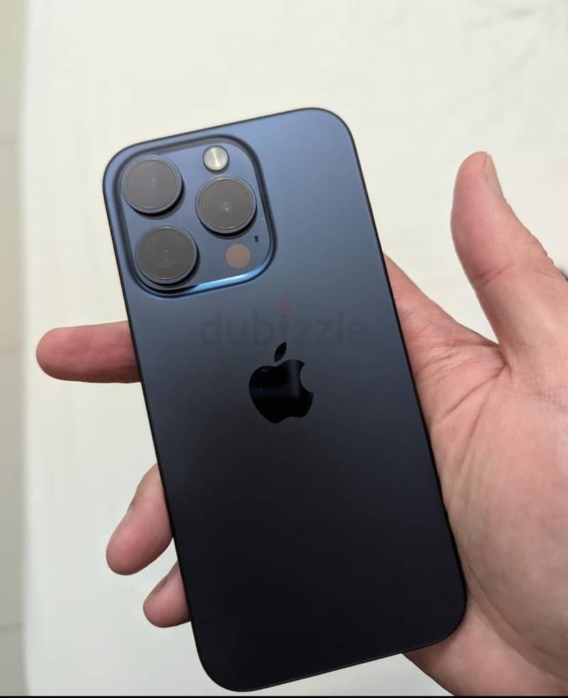 Apple iPhone 15 Pro 0