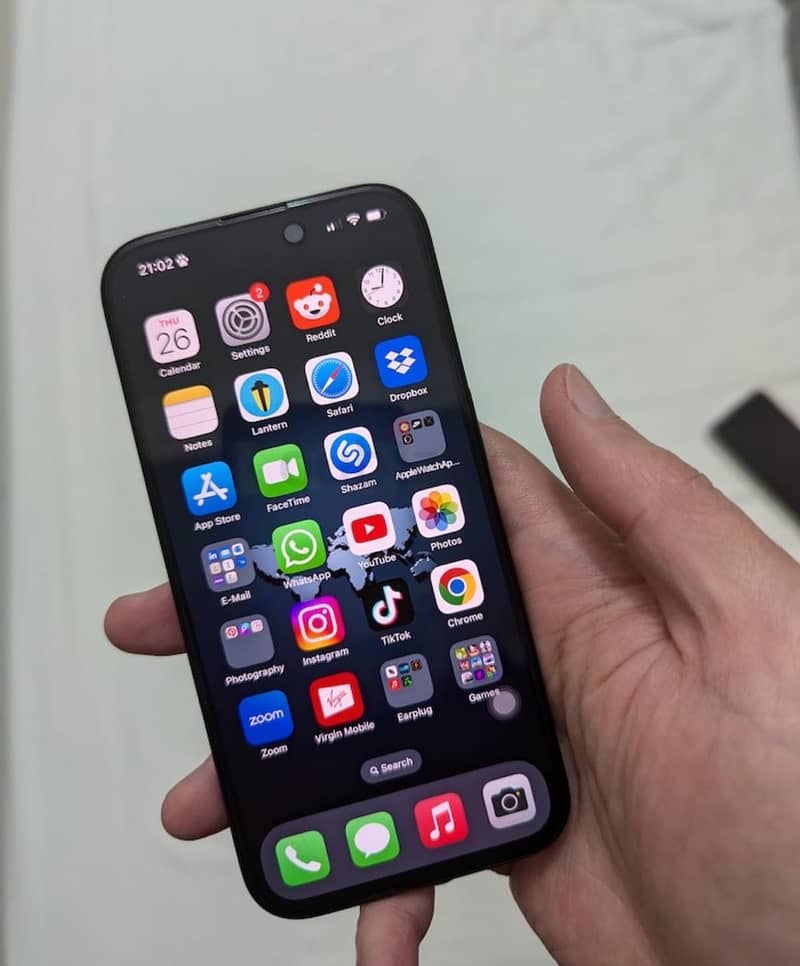 Apple iPhone 15 Pro 4
