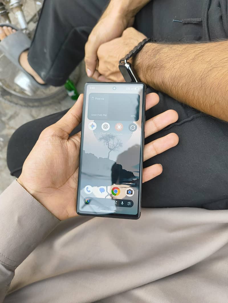 Google Pixel 6a 1