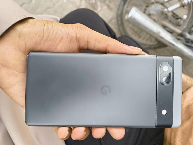 Google Pixel 6a 10