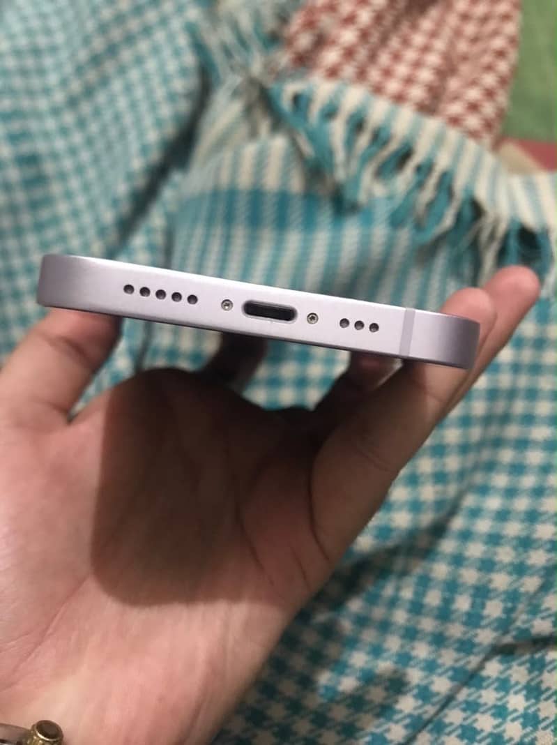 Apple iPhone 14 2