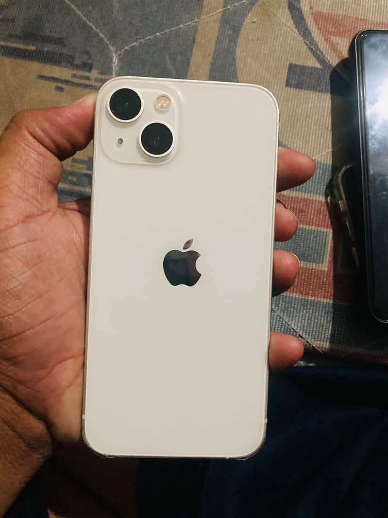 Apple iPhone 13 1