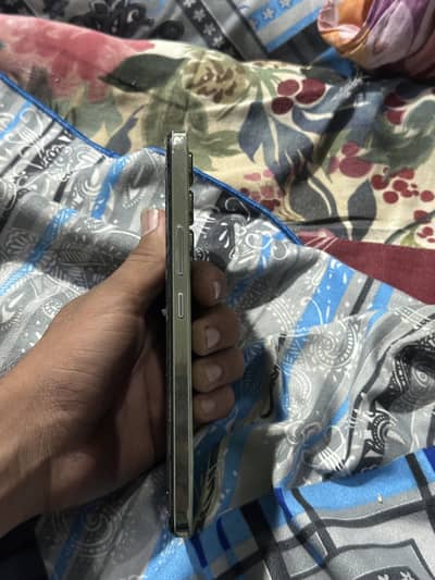 Vivo Y100